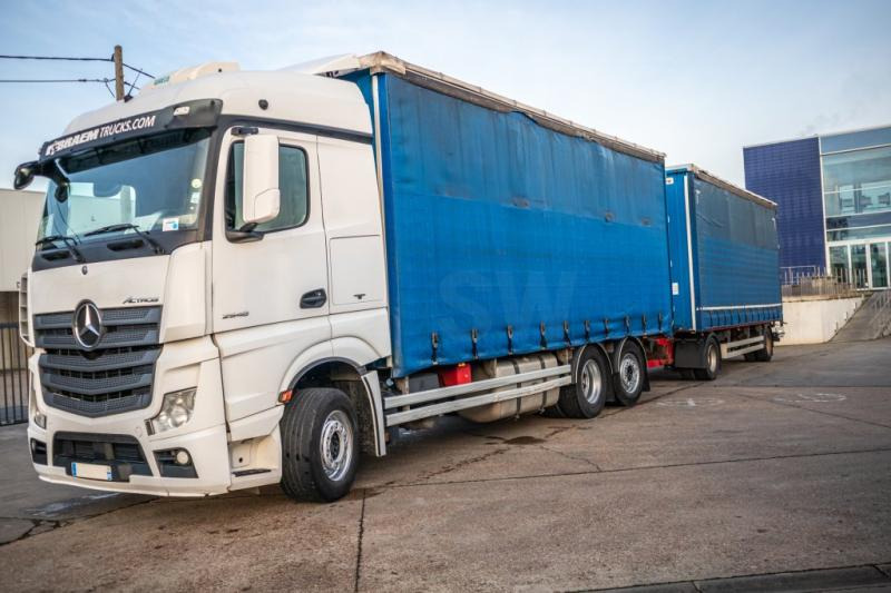 Camion centinato Mercedes ACTROS 2548-6x2+VOITH