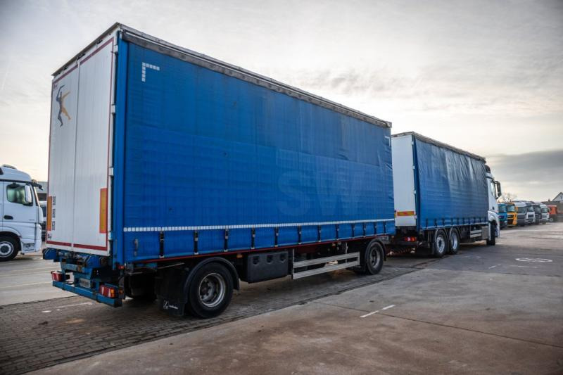 Camion centinato Mercedes ACTROS 2548-6x2+VOITH