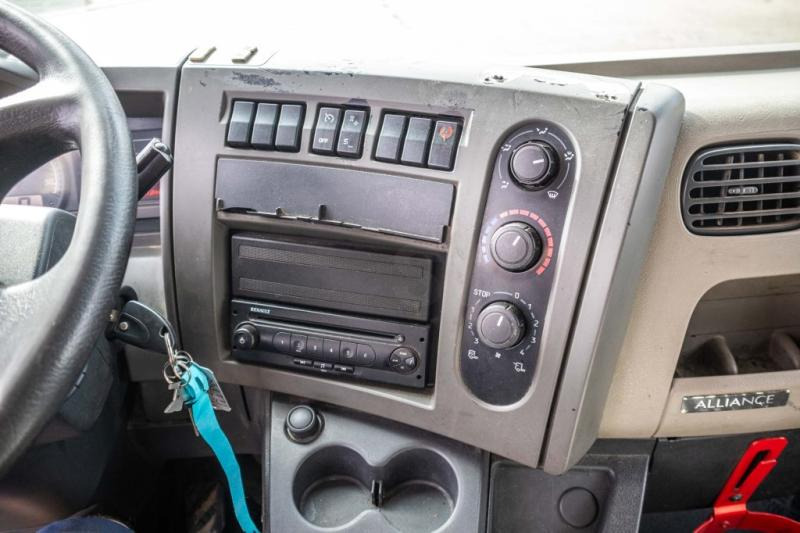 Camion centinato Renault MIDLUM 180 DXI (12 T)