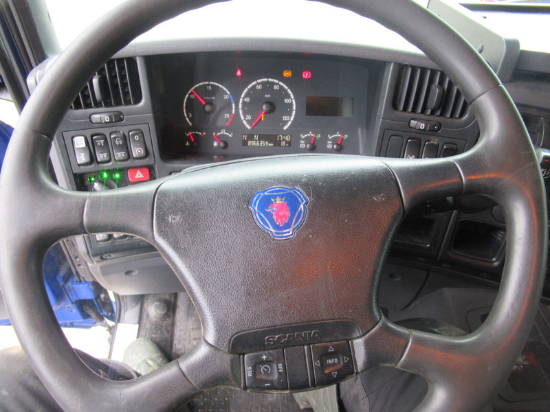 Camion centinato Scania p310