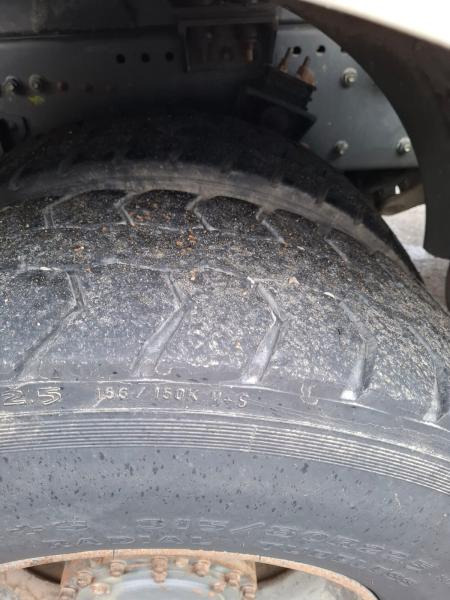 Camion cisterna DAF 85 .410