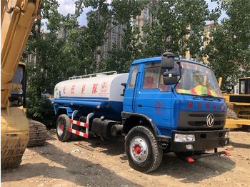 DONGFENG Water tanker truck - Camion cisterna