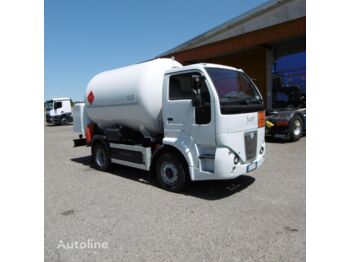 Camion cisterna FUART