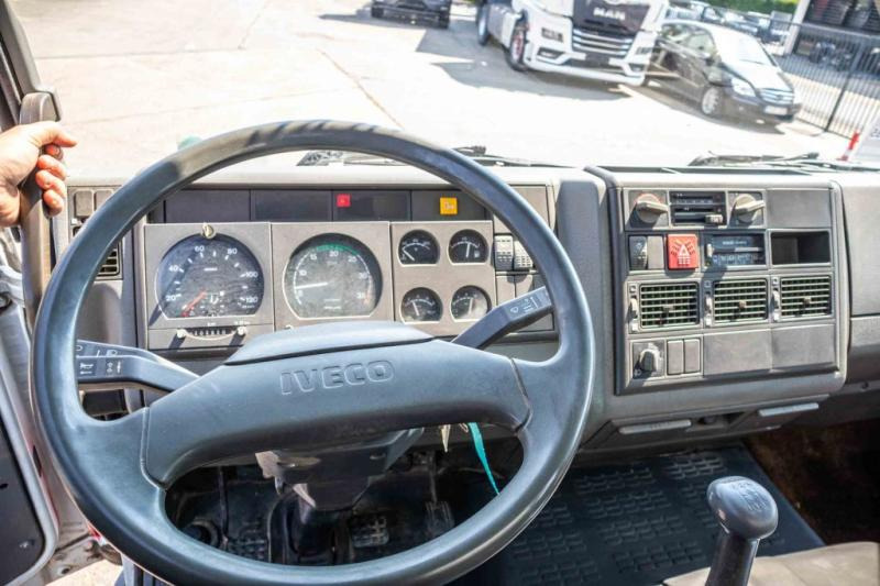 Camion cisterna Iveco 85E15+ CITERNE 5000 L