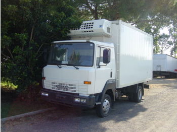 Nissan ECO T135 - Camion cisterna