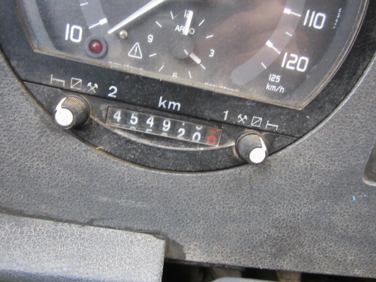 Camion cisterna Renault G 270