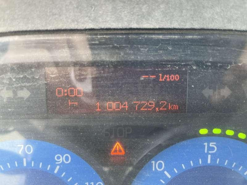 Camion cisterna Renault MIDLUM 180 DCI