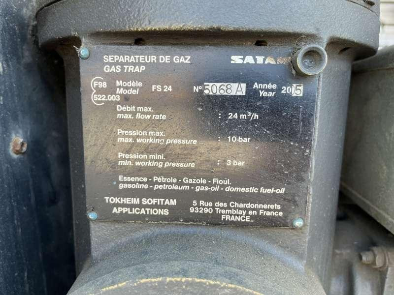 Camion cisterna Renault MIDLUM 180 DCI