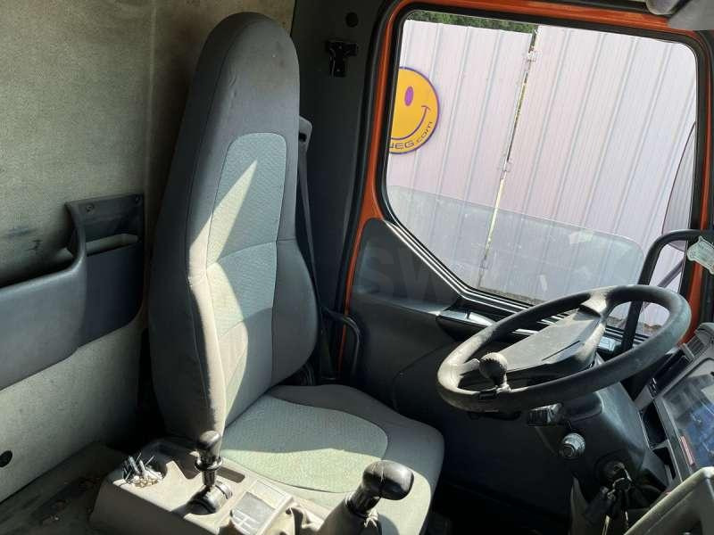Camion cisterna Renault MIDLUM 180 DCI