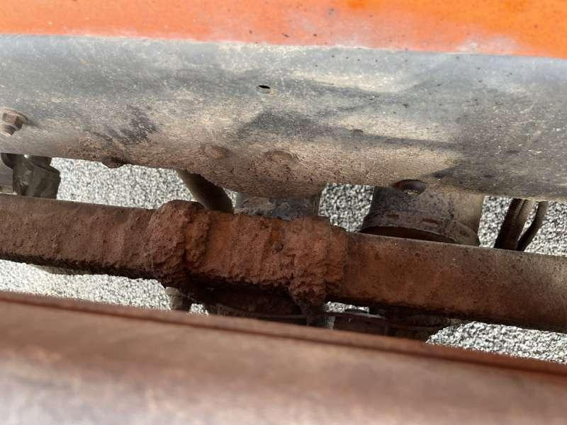 Camion cisterna Renault MIDLUM 180 DCI