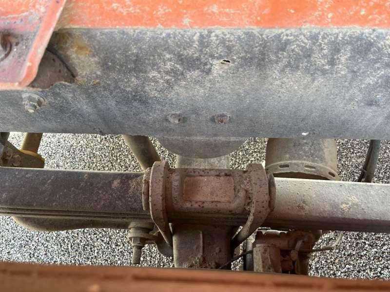 Camion cisterna Renault MIDLUM 180 DCI