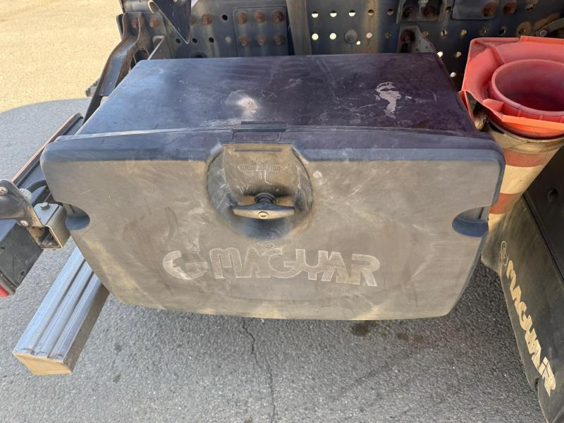 Camion cisterna Renault Premium