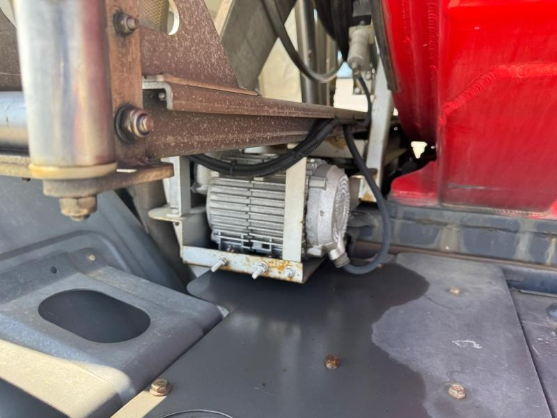 Camion cisterna Renault Premium