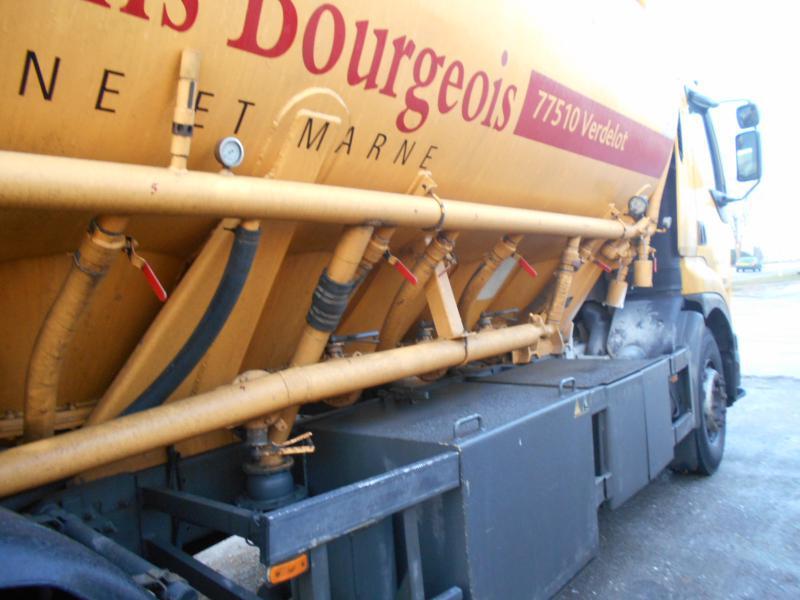 Camion cisterna Renault Premium 420 DCI