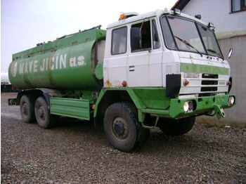  TATRA 815 CA-18 6x6 - Camion cisterna