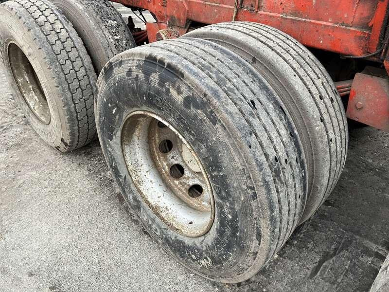 Camion trasporto legname Billaud GRUMIERE 3 ESSIEUX