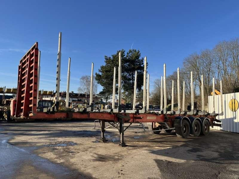 Camion trasporto legname Fruehauf GRUMIERE 3 ESSIEUX