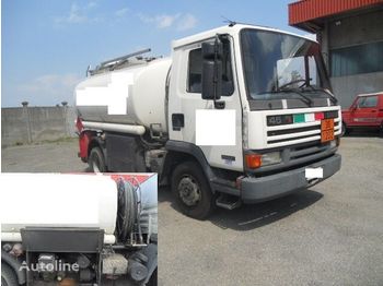 Camion cisterna per il trasporto di carburanti DAF 45.160: foto 1