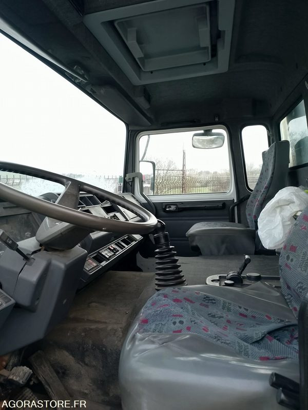 Camion G300  Embrayage HS + fourchettes boite