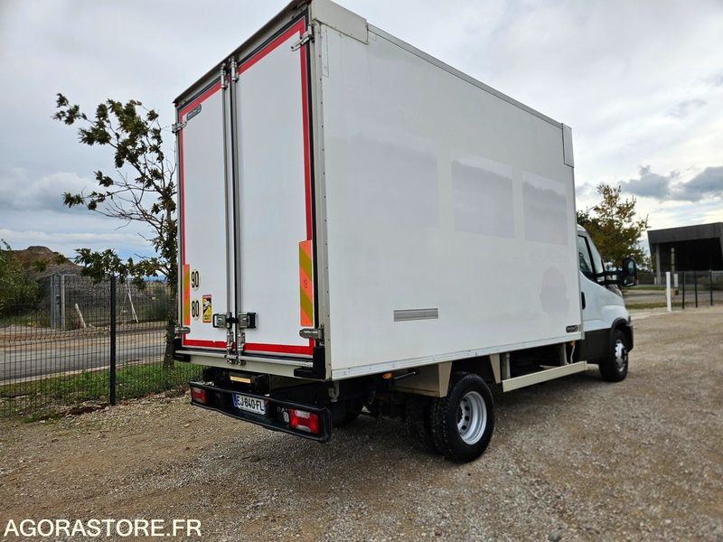 Camion IVECO DAILY 72C21 PORTE VIANDE FRIGORIFIQUE - 2017