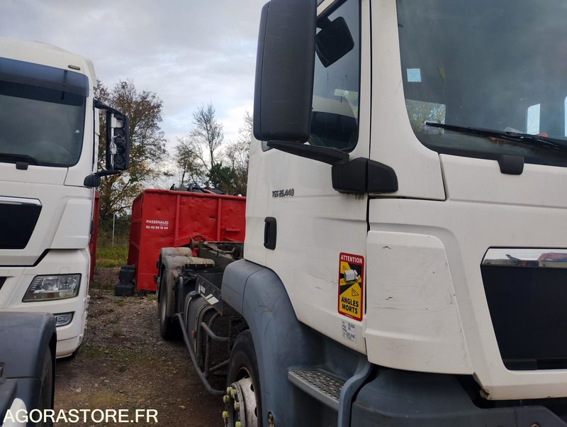 Camion MAN 26T/BRAS - FF574DG