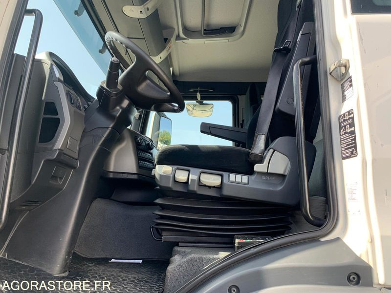 Camion MAN TGS PORTE ENGINS 2015 311546KM