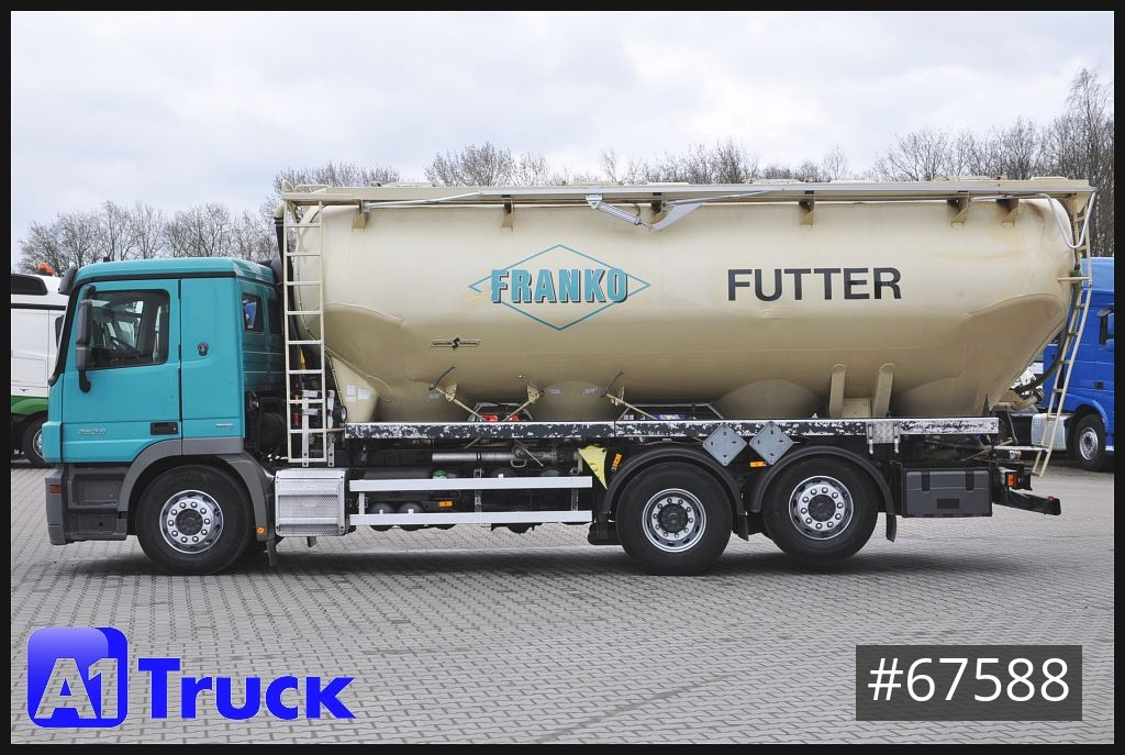Camion cisterna MERCEDES-BENZ 2536, Silo 31m³, Futtermittel, Kompressor, Saugen & Druck,: foto 12