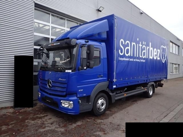 Camion centinato Mercedes-Benz Atego 818 Curtain side: foto 2