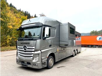 Autocarro trasporto bestiame Mercedes-Benz Pferdedetransporter: foto 1