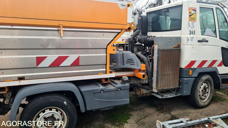 Camion Multicar - Fumo 4x4  EQUIPE VH - 2009 - AJ160MC- PRO449-PRO249