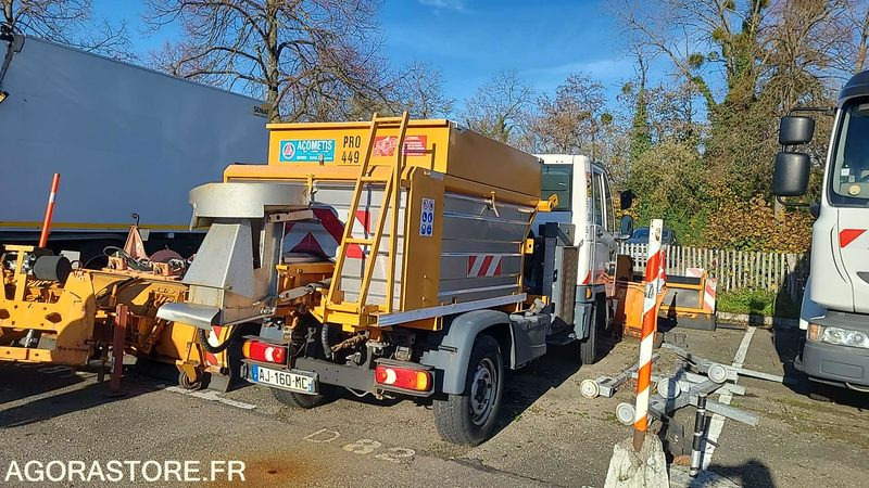 Camion Multicar - Fumo 4x4  EQUIPE VH - 2009 - AJ160MC- PRO449-PRO249