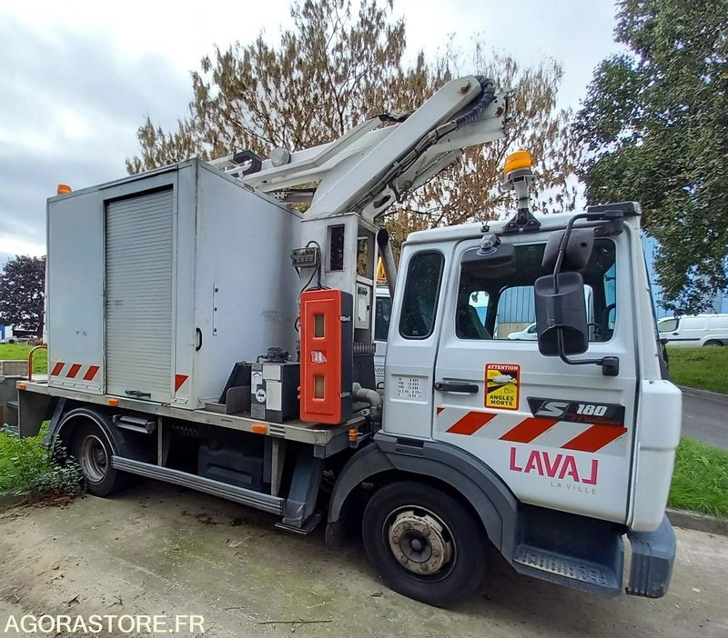 Camion Nacelle Renault 3510SD53