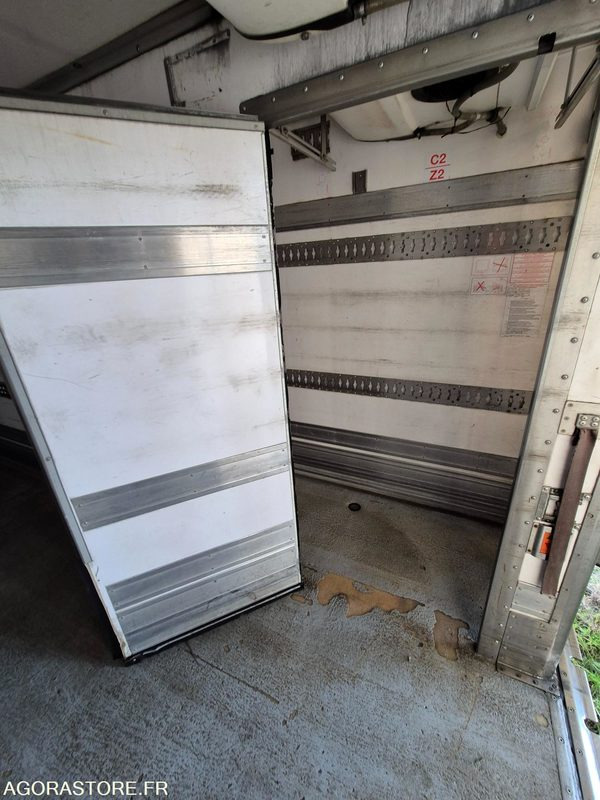 Camion Porteur Volvo frigo