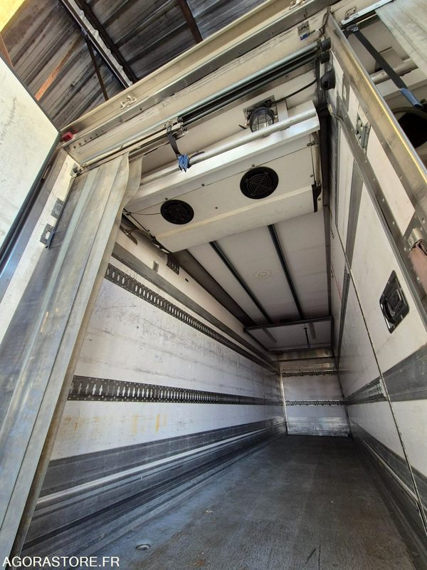 Camion Porteur Volvo frigo