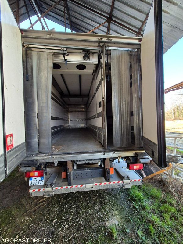 Camion Porteur Volvo frigo