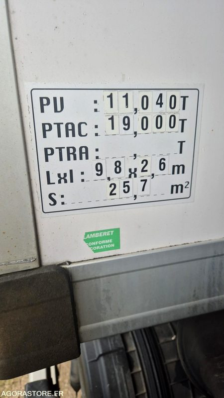 Camion Porteur frigo Volvo FE 260