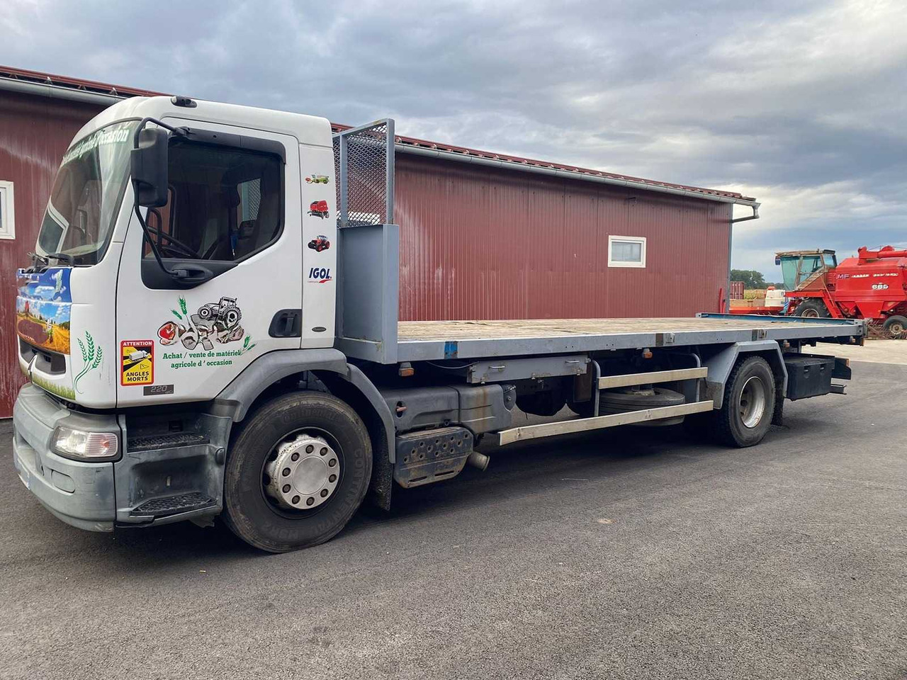Camion RENAULT 220 CDI FLATBED TRUCK