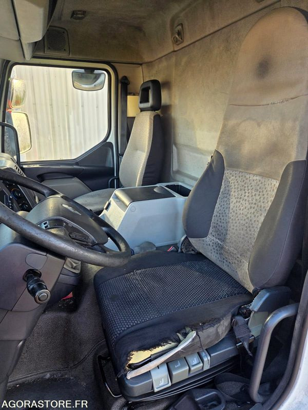 Camion Renault Midlum - 2008 - 371904 Kms