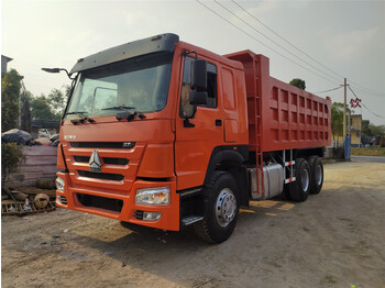 Autocarro ribaltabile per il trasporto di mezzi pesanti SINOTRUK Howo Dump truck 371: foto 1