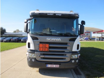 Camion cisterna per il trasporto di carburanti Scania P360 - REF465: foto 1