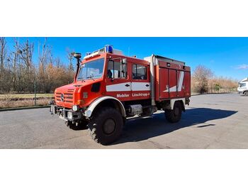 Camion cisterna Unimog U4000 TLF Feuerwehr DOKA 4x4 Löschfahrzeug: foto 1