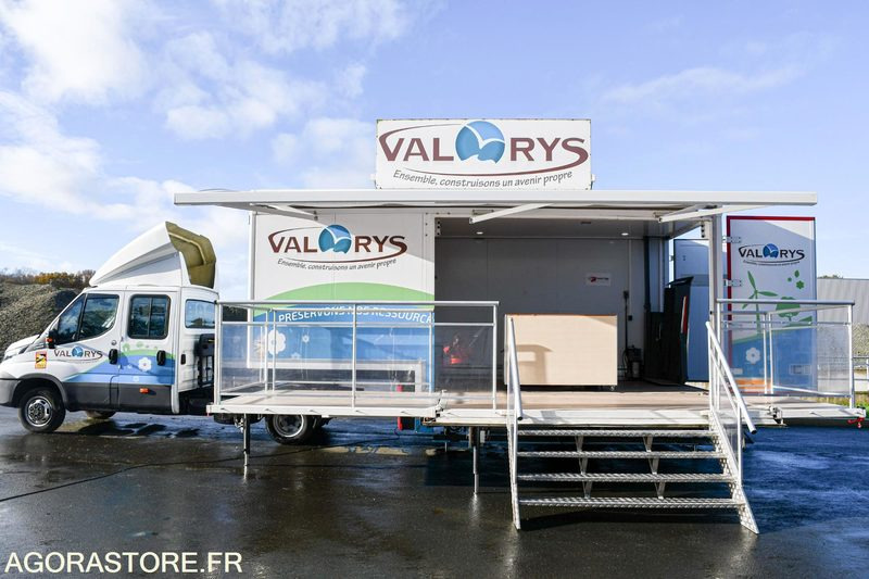 Camion VEHICULE EVENEMENTIEL - CAMION PODIUM IVECO DAILY 6000 kms 2018