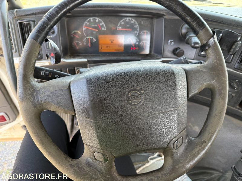 Camion VOLVO FM12 380 - 2004 - 636 982