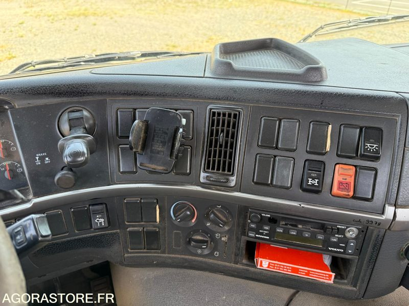 Camion VOLVO FM12 380 - 2004 - 636 982