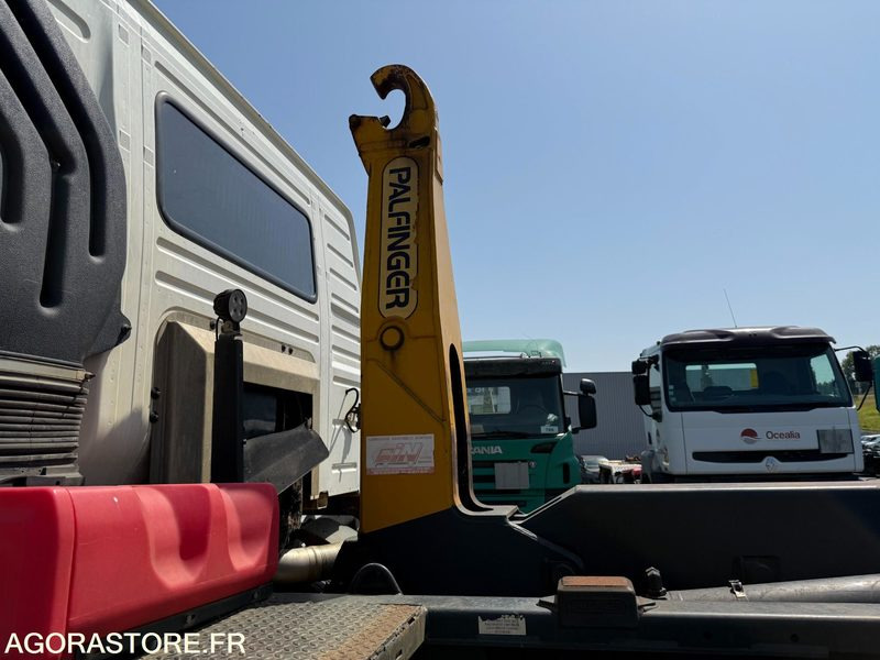 Camion VOLVO FM12 380 - 2004 - 636 982