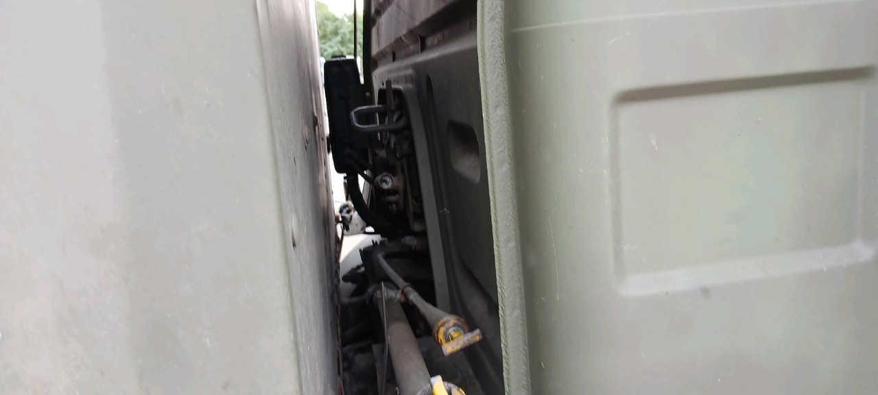 Van trasporto cavalli RENAULT M180 PORTEUR BETAILLERE