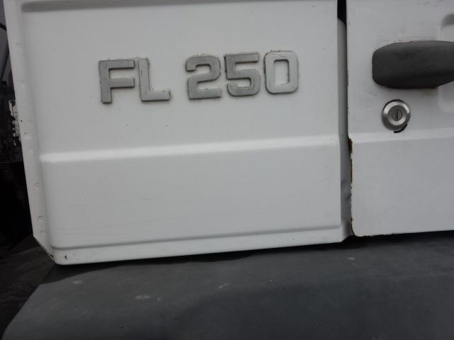 Camion cisterna Volvo FL6-220 PK DIESEL TANKTRUCK: foto 14