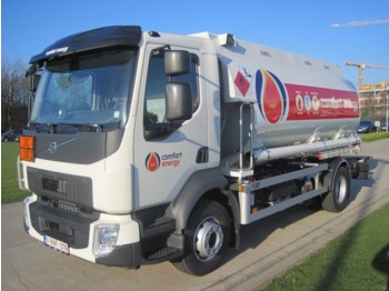 Camion cisterna per il trasporto di carburanti Volvo FL - REF 513: foto 1