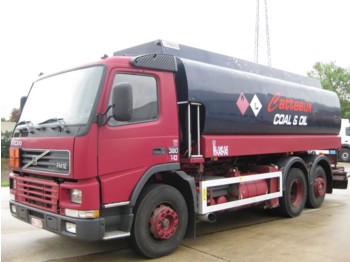 Camion cisterna per il trasporto di carburanti Volvo FM 12 - REF 281: foto 1