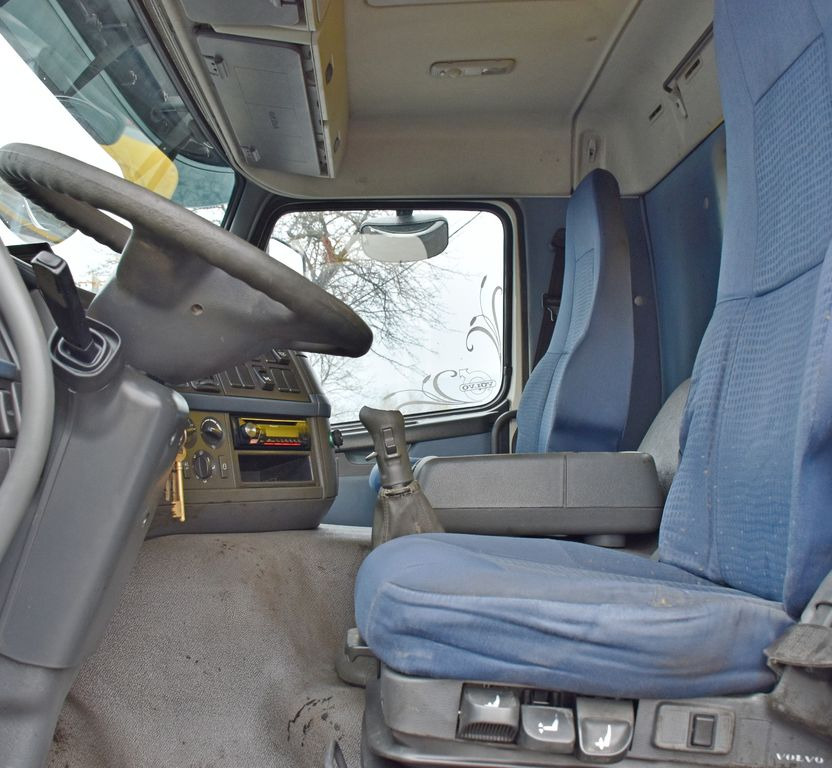 Autocarro ribaltabile, Camion con gru Volvo FM 400 Kipper 6,20 m / 8x4: foto 8